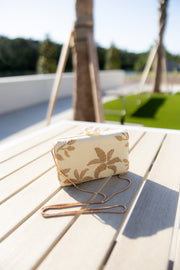Seaside Clutch