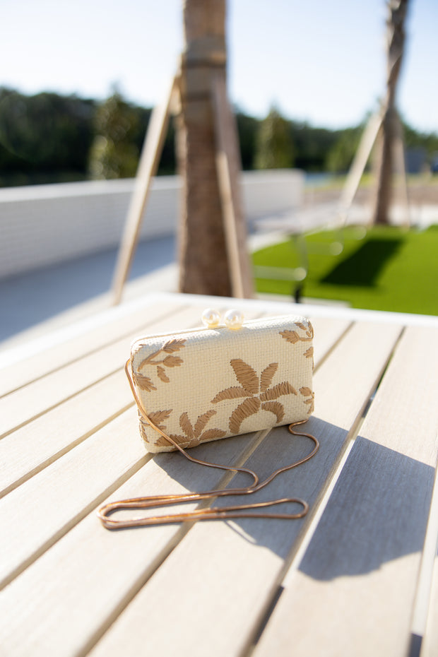 Seaside Clutch